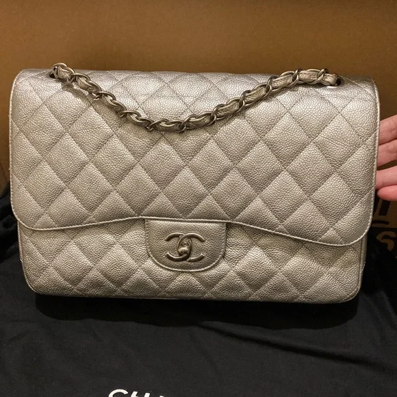 SOLD!!! 🛑Chanel Metallic Caviar double flap Jumbo - Picture 1 of 7